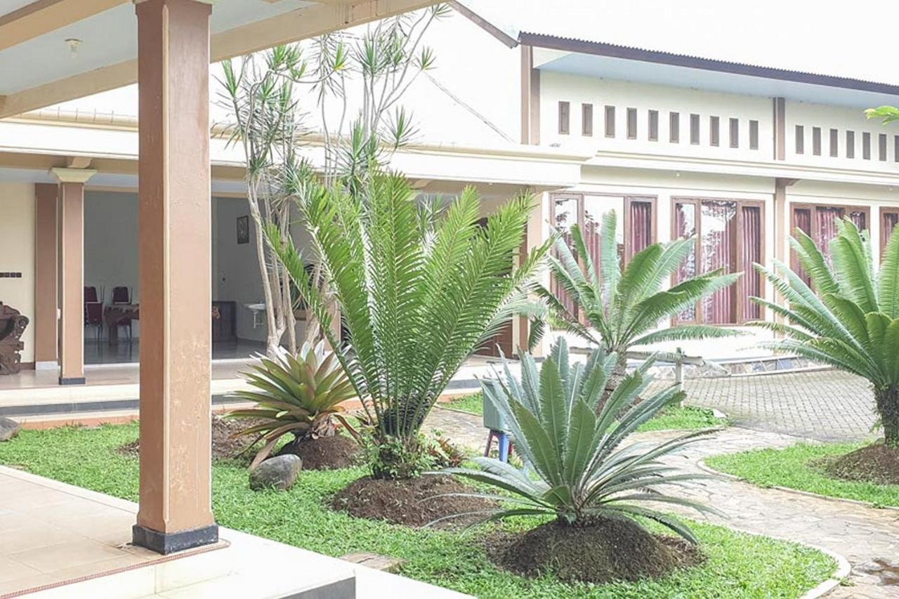 Hotel Bumi Bermi Permai Near Bermi Eco Park Mitra Reddoorz Probolinggo Luaran gambar