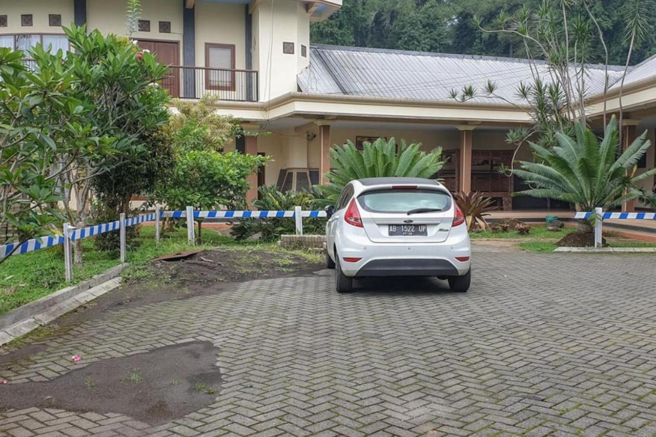 Hotel Bumi Bermi Permai Near Bermi Eco Park Mitra Reddoorz Probolinggo Luaran gambar