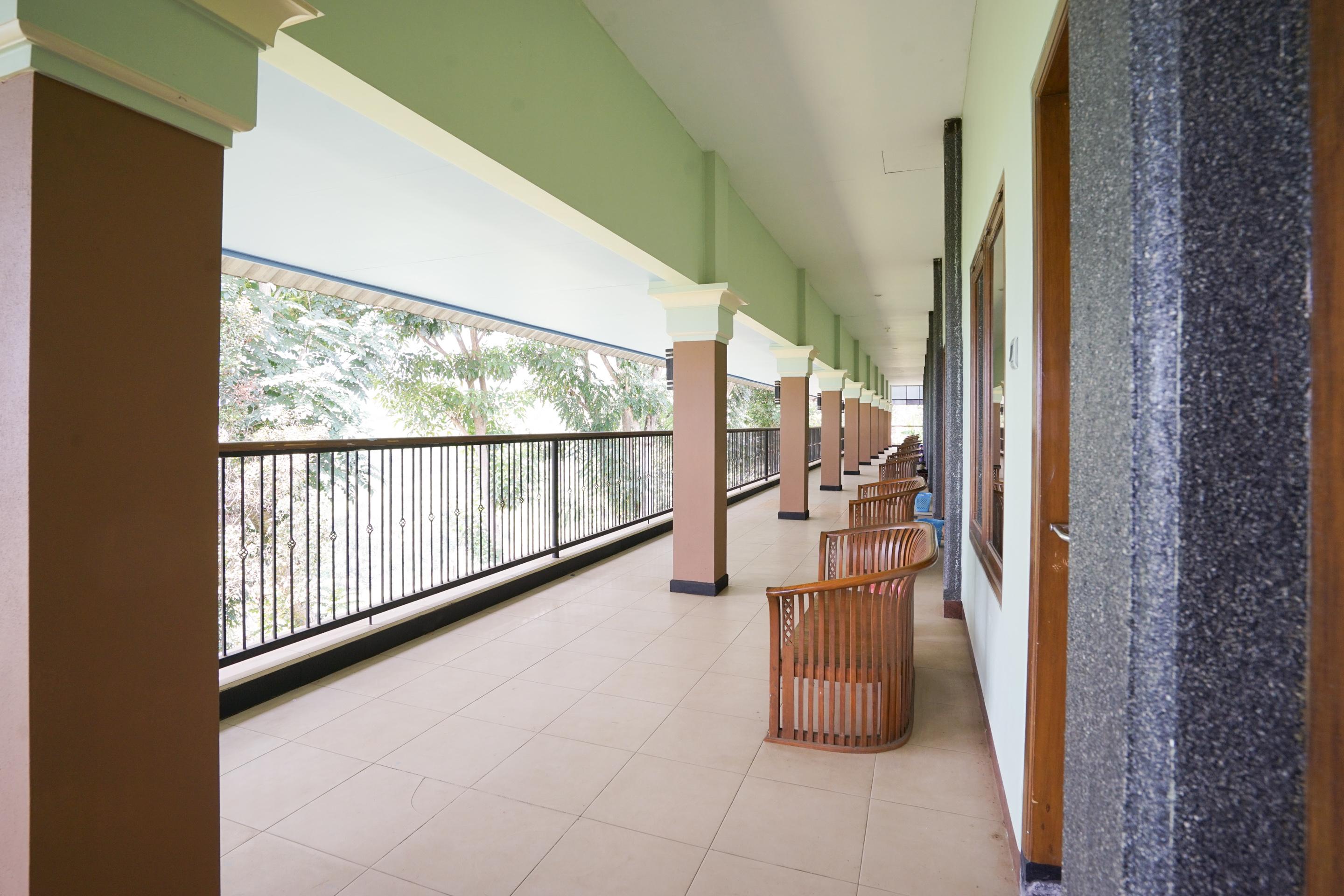 Hotel Bumi Bermi Permai Near Bermi Eco Park Mitra Reddoorz Probolinggo Luaran gambar